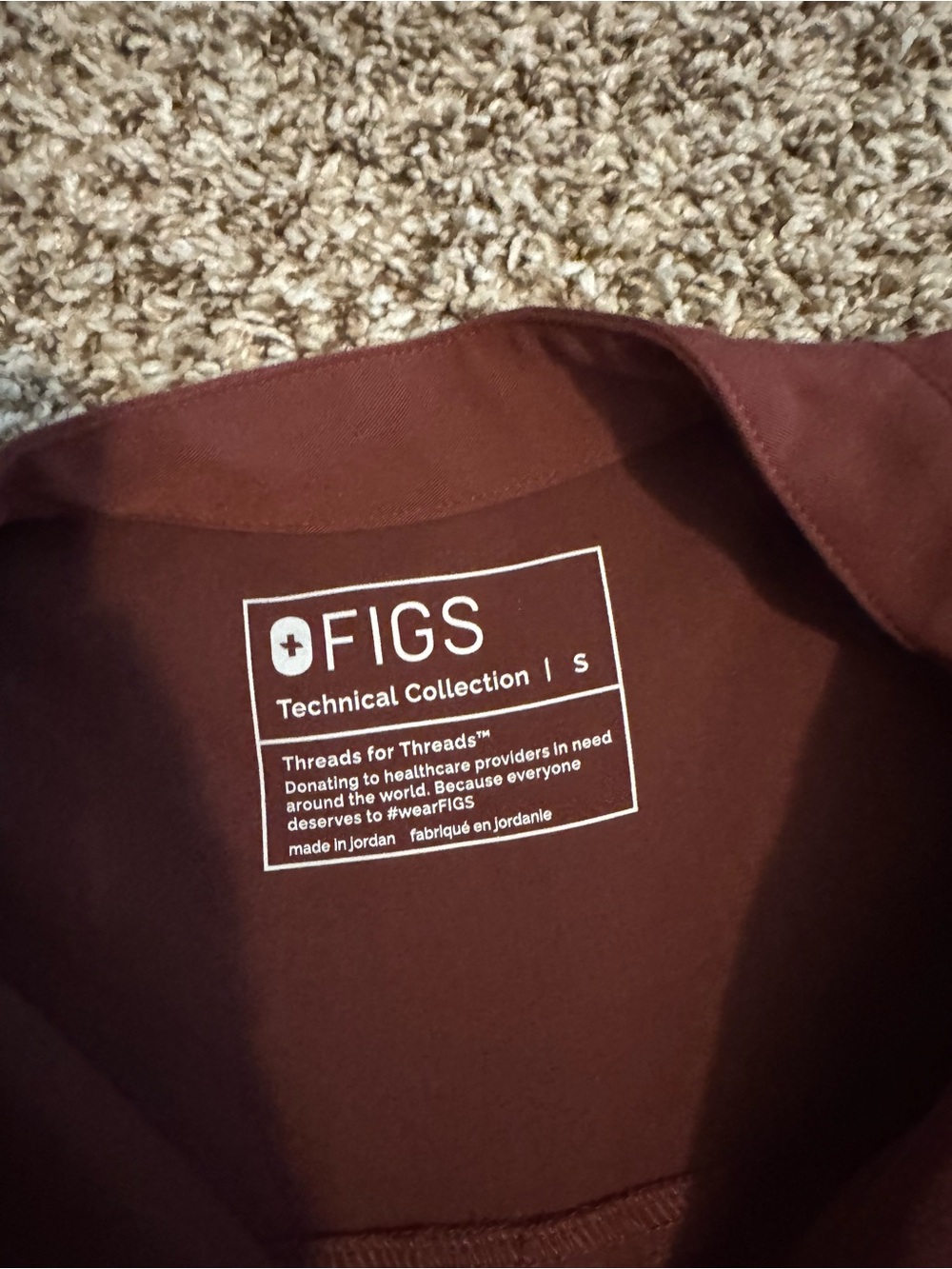 Figs Women's Maroon Jogger Sweatpants with Drawstring - Picture 2 of 3